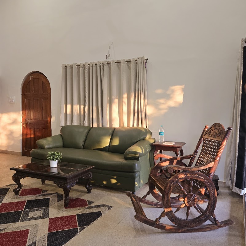 CooCasa Mahabaleshwar - CooCasa Mahabaleshwar, Post office lane, opp. Uday mandir, Mahabaleshwar, Maharashtra 412806, India