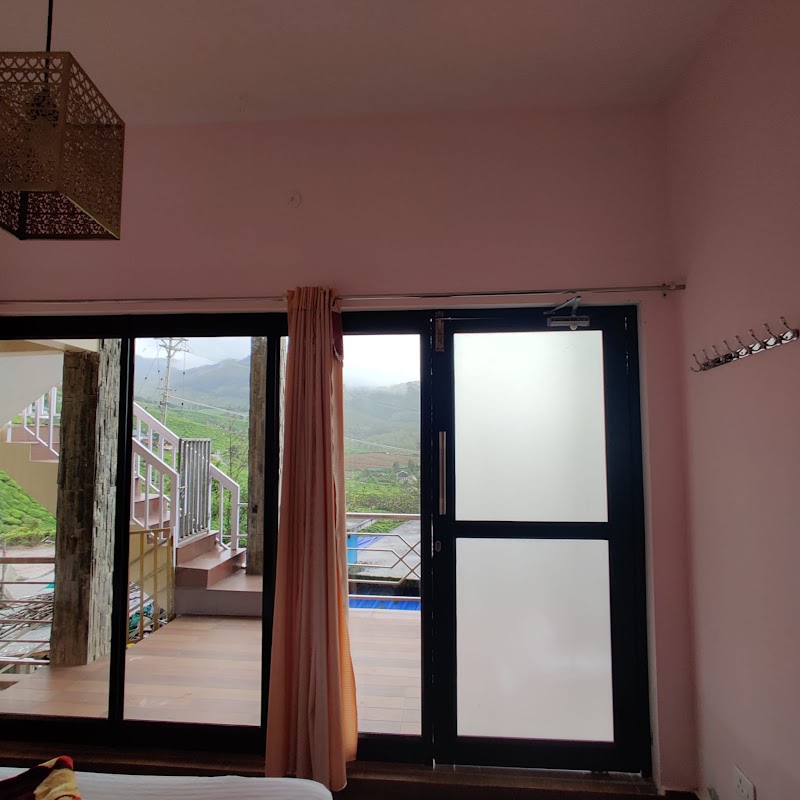 Kolukkumalai tour and Charlie's Home stay - Kolukkumalai tour and Charlie's Home stay, Gundumalai Rd, Kathirparampil, Suryanelli, Kerala 685618, India