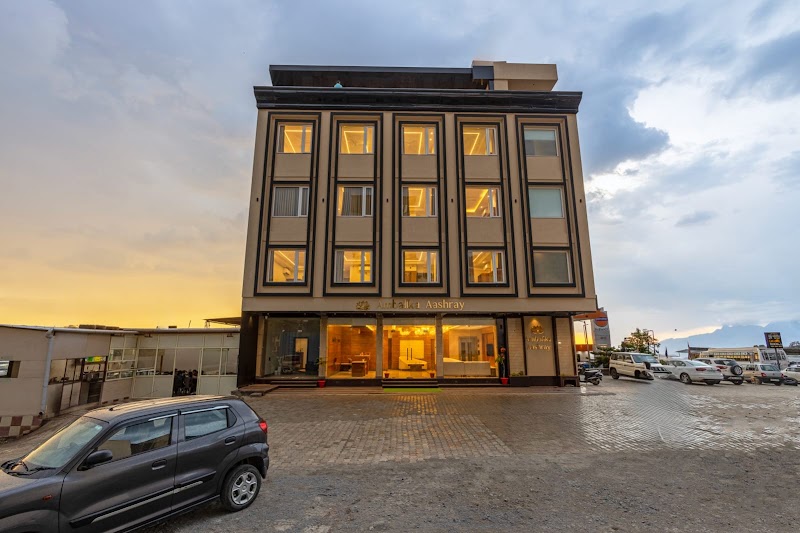 Ambalika aashray - Ambalika aashray, Near Niharikha compelx main, bus stand, Katra, 182301