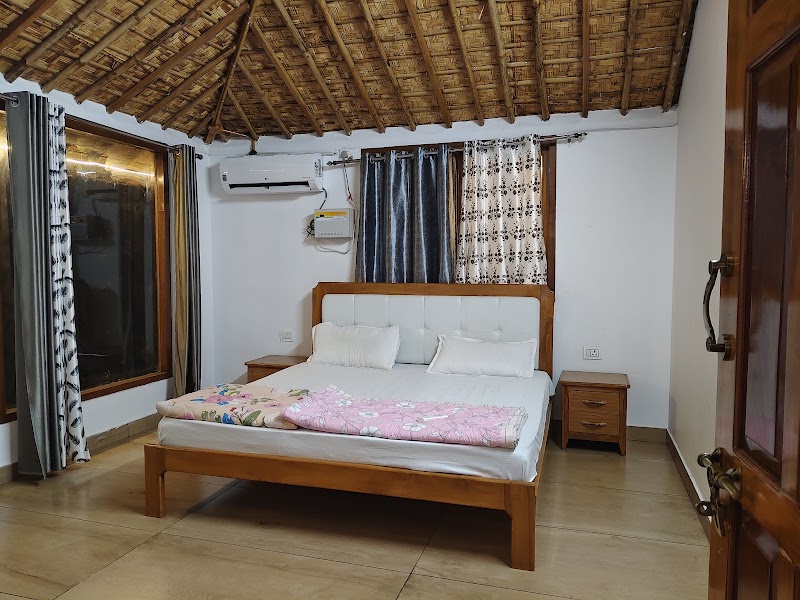 Vintage home - Vintage home, 85HH+RF5, Ram Nagar, Shivlalpur Pandey, Kishanpur Dolia, Uttarakhand 263140, India