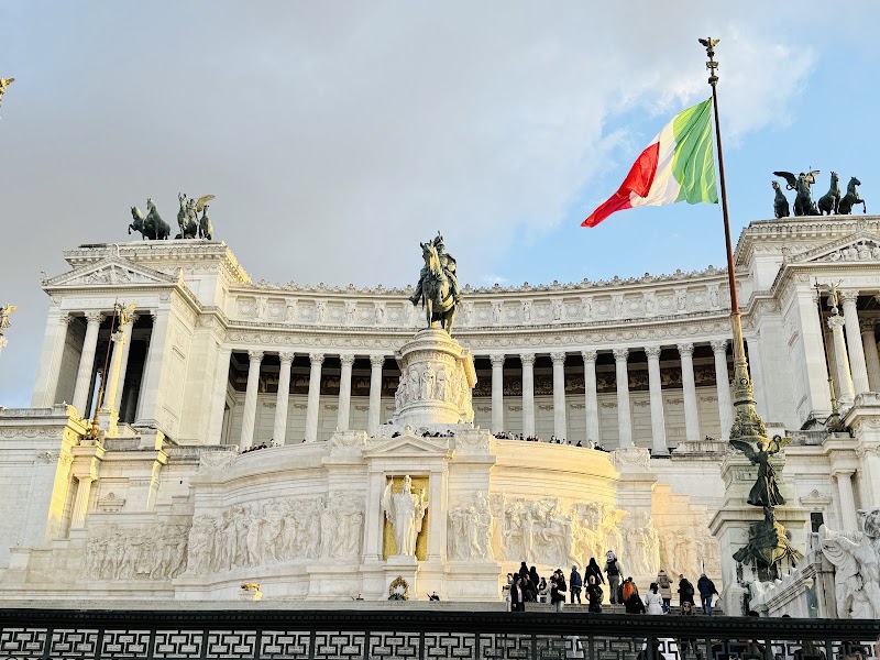Piazza Venezia - Piazza Venezia, 00187 Roma RM, Italy