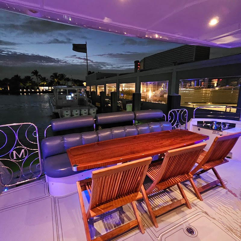 Coastal Yacht Tours - Coastal Yacht Tours Riverside Hotel (behind Boathouse Restaurant, 620 SE 4th St, Fort Lauderdale, FL 33301, USA