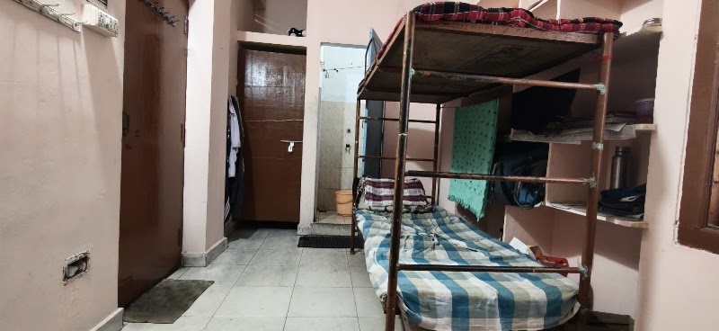 JK boys hostel - JK boys hostel P8G5+FCV, 48-11-6, Prakasham Rd, Srinagar, Dwaraka Nagar, Visakhapatnam, Andhra Pradesh 530016, India