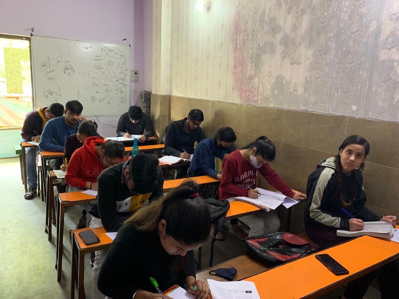 Lakshya Classes for NEET/JEE , PCM, PCB, Greater Noida - Lakshya Classes for NEET/JEE , PCM, PCB, Greater Noida Alpha-2, I-120, in front of Navin hospital park gate, Pocket I, Block I, Sector Alpha II, Greater Noida, Brahmpur Rajraula Urf Nawada, Uttar Pradesh 201308, India