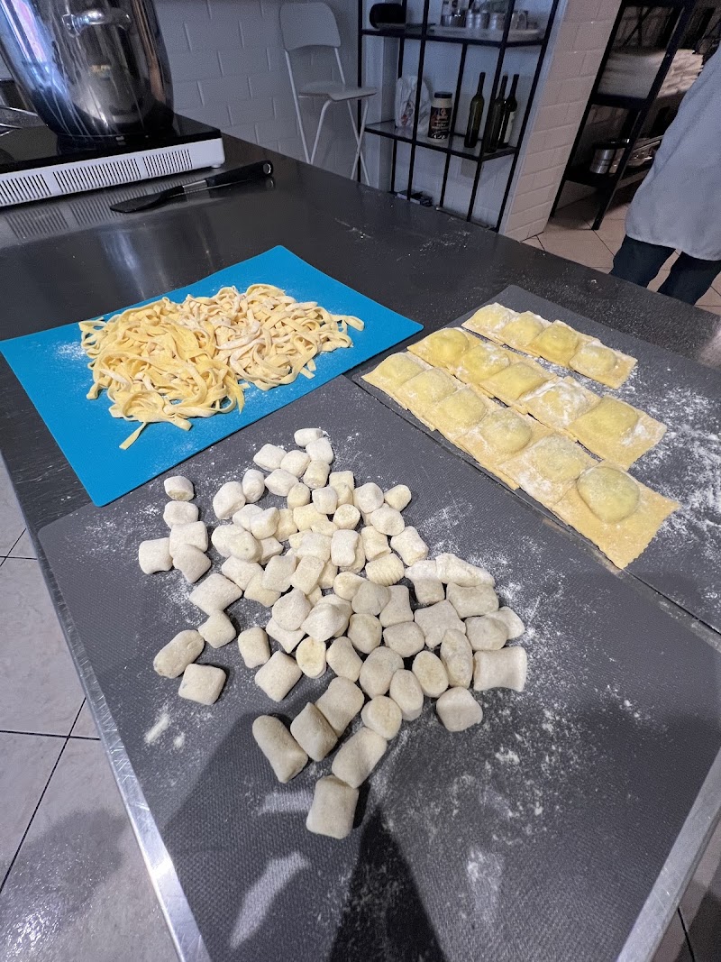 Chefactory Cooking Academy Florence - Chefactory Cooking Academy Florence Via Camillo Cavour, 178/180/182 Rosso, 50129 Firenze FI, Italy