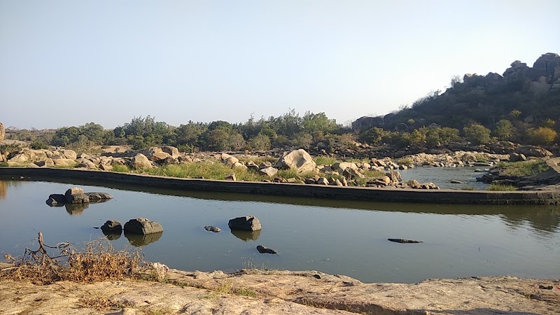 Anegundi Anicut (Sanapur Dam) - Anegundi Anicut (Sanapur Dam), Sanapur, Karnataka 583234, India
