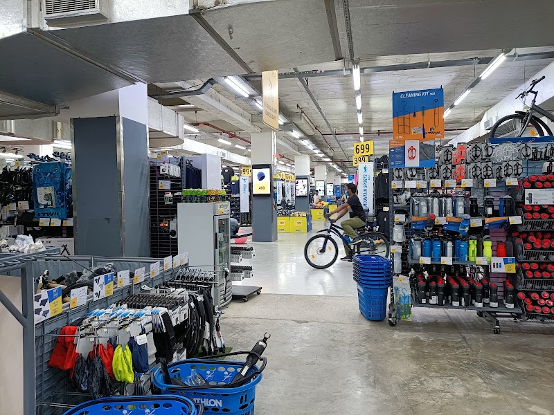 Decathlon Sports - Pacific Mall, New Delhi - Decathlon Sports - Pacific Mall, New Delhi LGF- 27, Pacific Mall, Najafgarh Rd, opp. Woodland Park, Tagore Garden, Tilak Nagar, New Delhi, Delhi, 110018, India