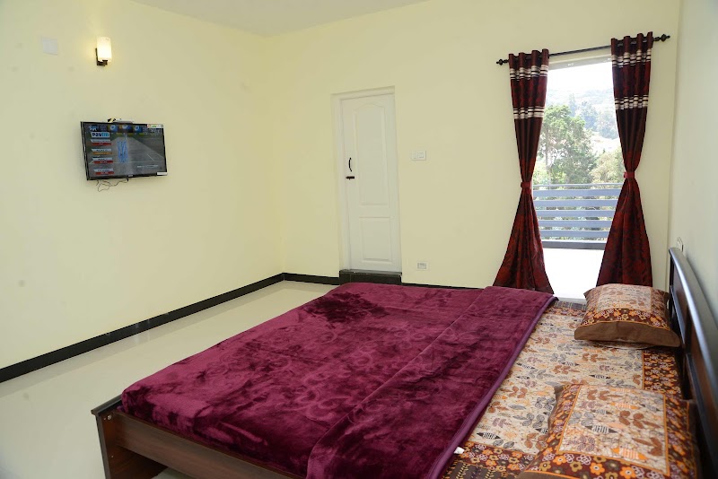 Modern Villa - Modern Villa near Bank of India Holiday Home, Davisdale, Bombay Castle, Ooty, Tamil Nadu 643001, India