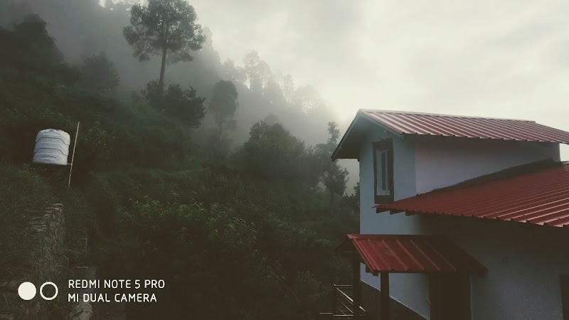 The Whistling Cottage - The Whistling Cottage, Malla Ramgarh, Ramgarh Rd, Ramgarh, Uttarakhand 263137, India