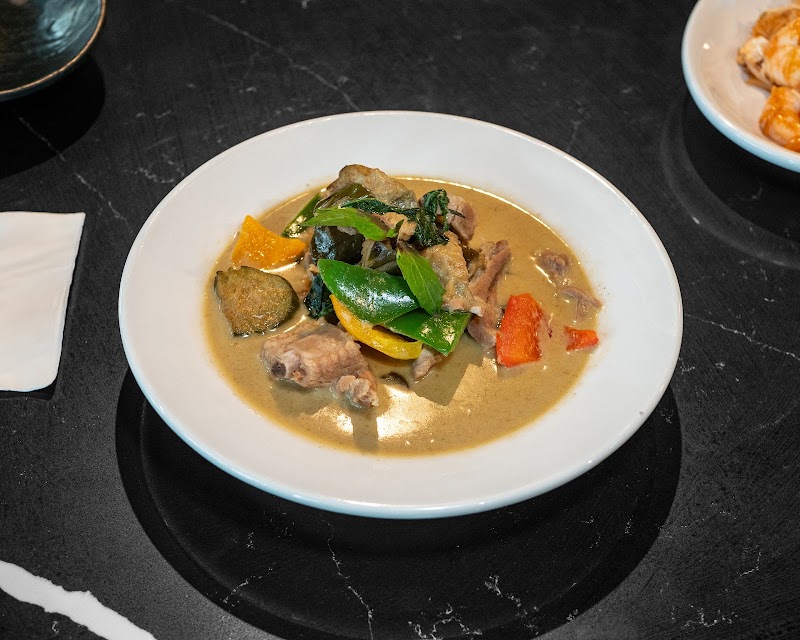 Ying's Thai Cuisine - Ying's Thai Cuisine, 1440 Kapiolani Blvd Ste 102, Honolulu, HI 96814, USA