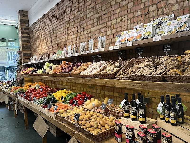 Regent's Natural - Regent's Natural, 1, 1 Chester Gate, Albany St, London NW1 4BU, UK