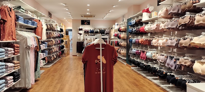 Zivame - Palm Mall, Korba - Zivame - Palm Mall, Korba Palm Mall, No. 55 & 68, Main Road, TP Nagar, Lalu Ram Nagar, Korba, Chhattisgarh 495678, India