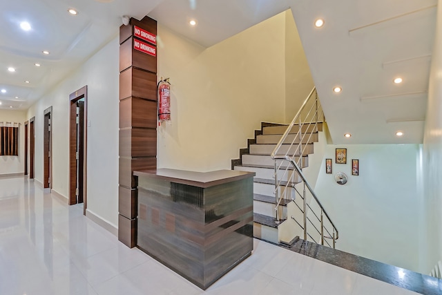OYO Hotel Royal - OYO Hotel Royal Hotel Royal Pt, Hari Prasad Shukla Market, Gudakhu Line, Shivnath Colony, Bharka Para, Rajnandgaon, Chhattisgarh 491441, India