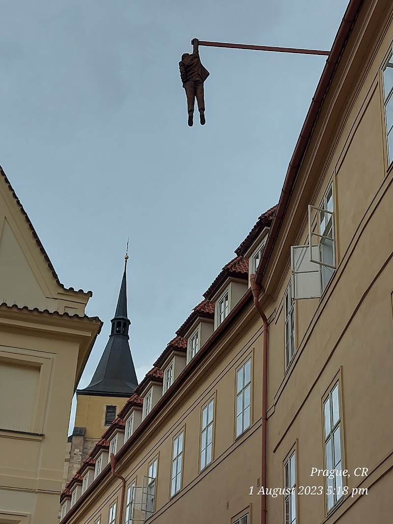 Man Hanging Out - David Černý's Statue of Sigmund Freud - Man Hanging Out - David Černý's Statue of Sigmund Freud, Husova, 110 00 Praha 1-Staré Město, Czechia