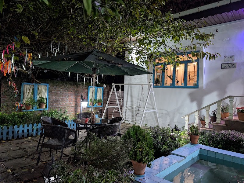 Yarmashalla Restaurant - Yarmashalla Restaurant, Gilan Province, Bandar Anzali, Sanaei Alley, FF8G+24V, Iran