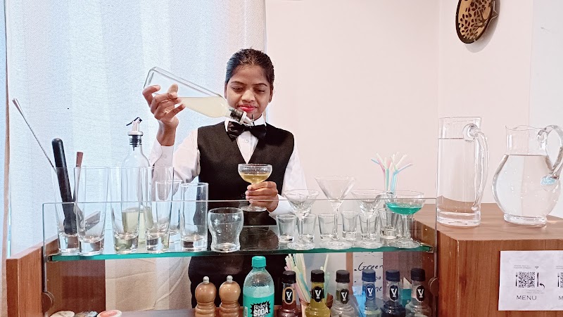 The Bodhgaya Hotel School - The Bodhgaya Hotel School Giant Buddha Rd, Bodh Gaya, Bihar 824231, India