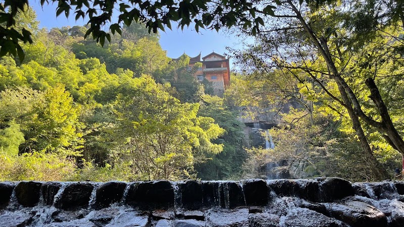 Tiantai Mountain - Tiantai Mountain, 42XV+X3V, Chi Cheng Lu, Tian Tai Xian, Tai Zhou Shi, Zhe Jiang Sheng, China, 317200