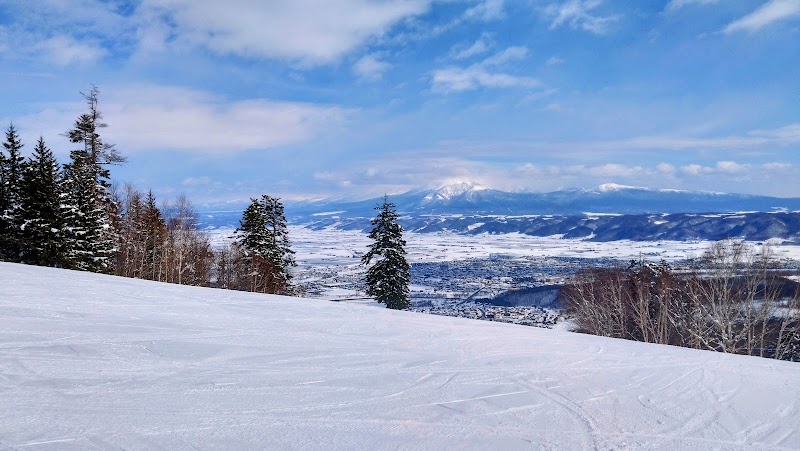 富良野スキー場 富良野ZONE - 富良野スキー場 富良野ZONE Nakagoryo, Furano, Hokkaido 076-8511, Japan