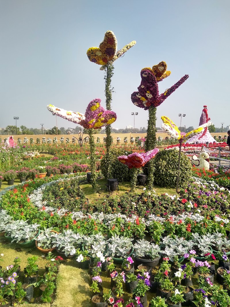 Sabarmati Riverfront Event Centre - Sabarmati Riverfront Event Centre, 2H7F+W63, Sabarmati Riverfront Walkway W, Narayan Nagar Society, Kocharab, Paldi, Ahmedabad, Gujarat 380006, India