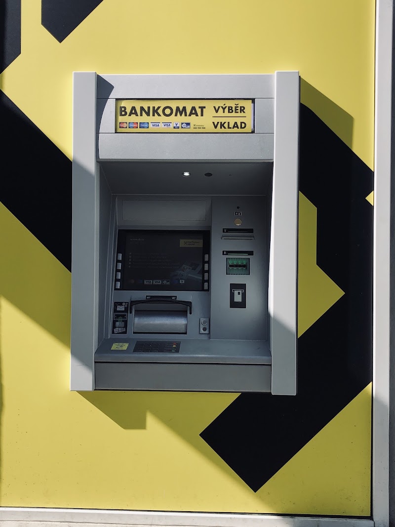 Raiffeisenbank - pobočka - Raiffeisenbank - pobočka Nitranská 988/19, 130 00 Praha 3-Vinohrady, Czechia