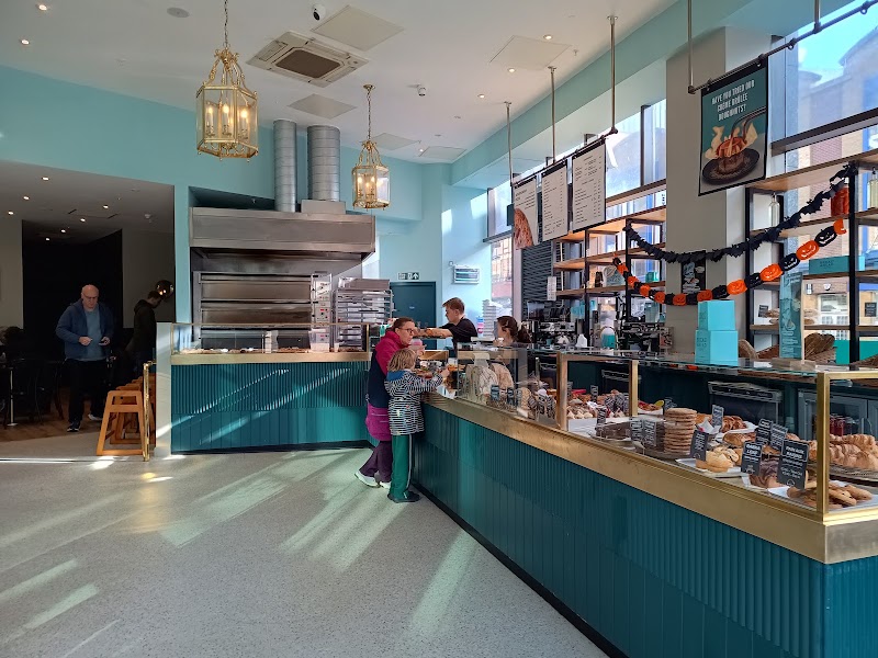 Bread Ahead Bakery Bromley - Bread Ahead Bakery Bromley, The Glades, Bromley BR1 1DN, UK