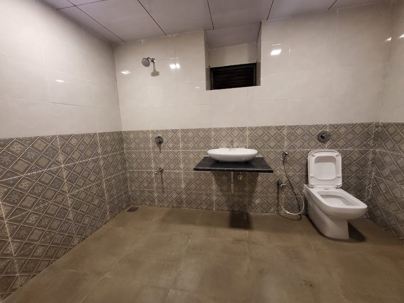 Preeti Hotel Matheran (Veg) - Preeti Hotel Matheran (Veg) Kasturba Rd, opp. E-riskshaw stand, Matheran, Maharashtra 410102, India