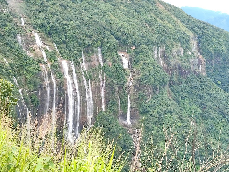 Seven Sisters Waterfall