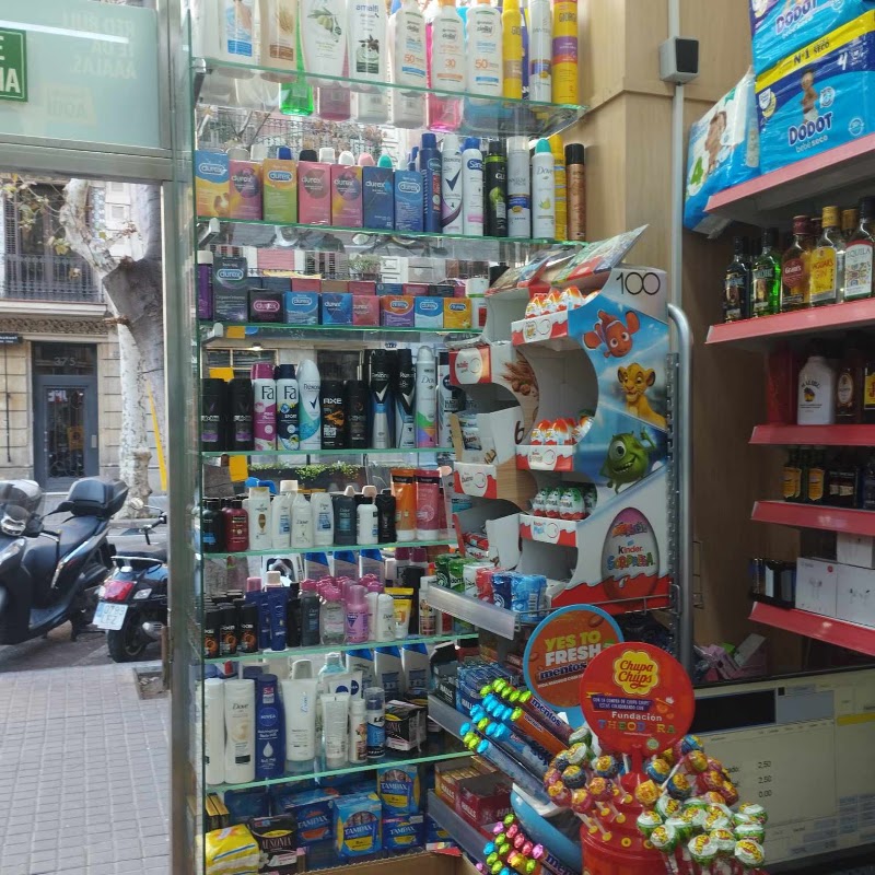 KING SUPERMARKET - KING SUPERMARKET, Carrer de la Princesa, 40, Ciutat Vella, 08003 Barcelona, Spain