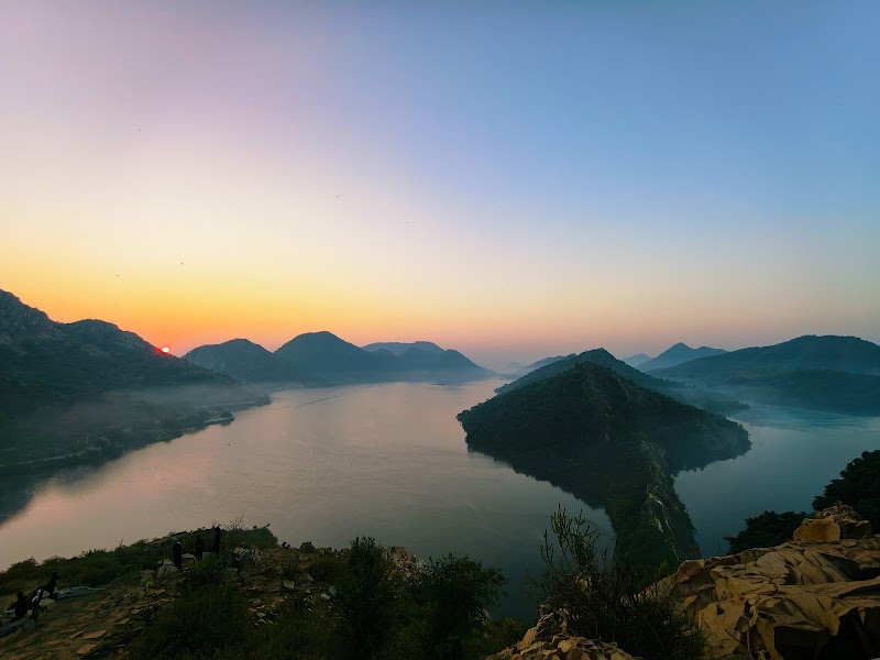 Baahubali Hills, Udaipur - Baahubali Hills, Udaipur JJF8+8X, Morwaniya, Rajasthan 313011, India