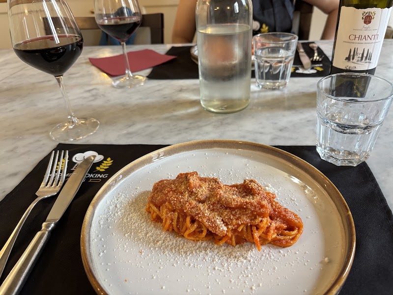 InRome Cooking Classes - InRome Cooking Classes, Corso del Rinascimento, 63-65 Vicolo Savelli, 11, Via Giustiniani, 18, 00186 Roma RM, Italy