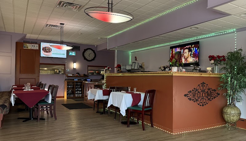 Bombay To Mumbai - Fine Indian & Hakka Restaurant - Bombay To Mumbai - Fine Indian & Hakka Restaurant 135 Queenston St, St. Catharines, ON L2R 2Z8, Canada