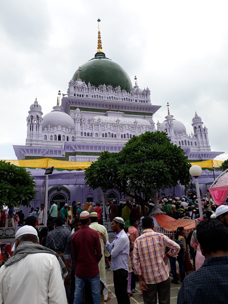 Mau - Mau, Uttar Pradesh, India