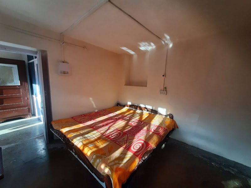 Hill View Guest House - Hill View Guest House, Halwai Gali, behind Laxmi Talkies, Main Bazar, Mohalla Sapri, Chamba, Himachal Pradesh 176310, India