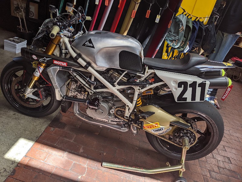 Deus Ex Machina - Emporium Of Post Modern Activities - Deus Ex Machina - Emporium Of Post Modern Activities, 1001 Venice Blvd., Venice, CA 90291, USA