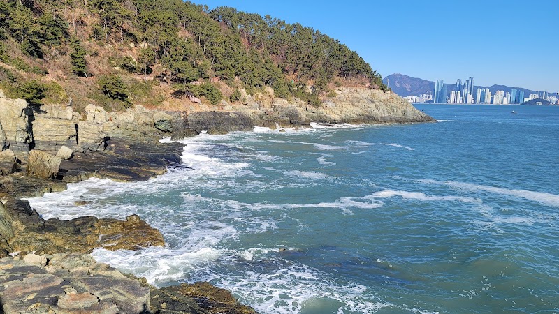 Haeparang-gil starting point (from Oryukdo to Igidae) - Haeparang-gil starting point (from Oryukdo to Igidae), South Korea, Busan, Nam-gu, 용호제2동 산196