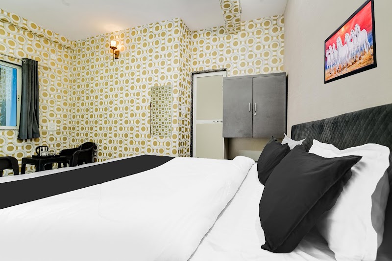 Hotel O SDF Hotel Shree Deep - Hotel O SDF Hotel Shree Deep 81, Ramji ki Gali, Kharakua Colony, Ujjain, Madhya Pradesh 456006, India