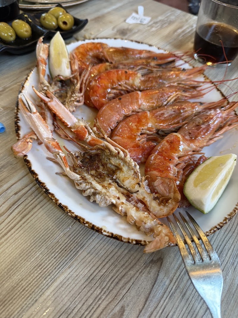 Chao Pescao Seafood Born - Chao Pescao Seafood Born Passatge Mercantil, 1, Ciutat Vella, 08003 Barcelona, Spain