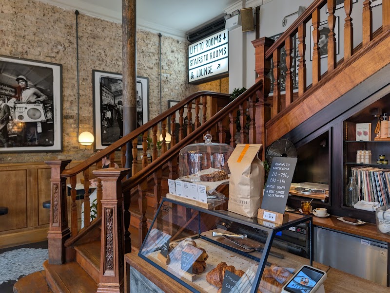 Monmouth Coffee at The Pilgrm - Monmouth Coffee at The Pilgrm 25 London St, Tyburnia, London W2 1HH, UK