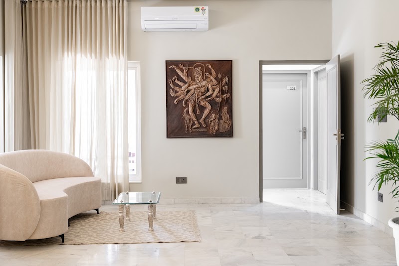 Girisadan - A City Centre Boutique Hotel - Girisadan - A City Centre Boutique Hotel 8, Sardar Patel Marg, Devi Niketan Compound, Dhuleshwar Garden, Hathroi, Jaipur, Rajasthan 302001, India