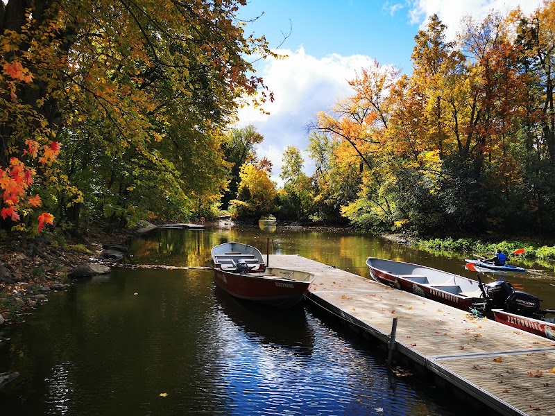 Parc de la Rivière-des-Mille-Îles - Parc de la Rivière-des-Mille-Îles 345 Bd Sainte-Rose, Laval, QC H7L 1M7, Canada
