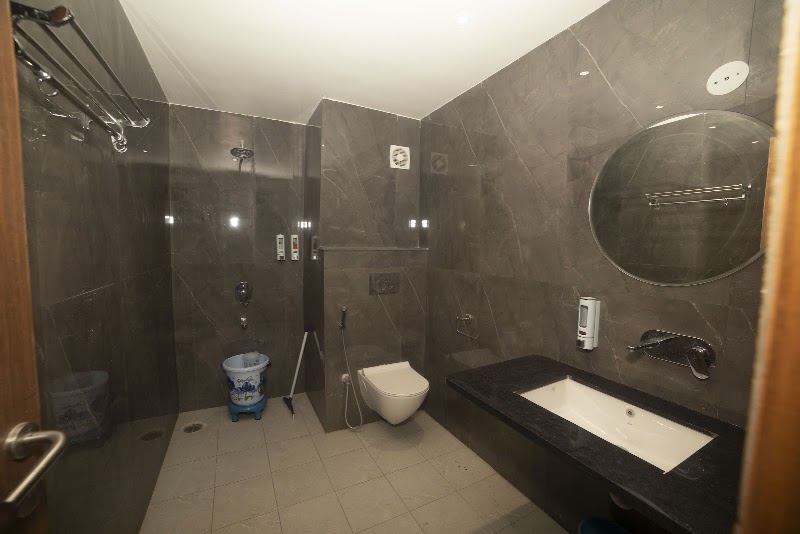 Hotel JP Royal - Hotel JP Royal HARIDWAR BYPASS ROAD, KARGI, Khasara No, 180 ka, opposite to Pawan Marbles, Ajabpur Khurd, Dehradun, Uttarakhand 248121, India