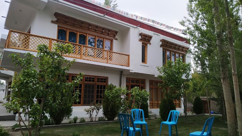 Otsal Guest House Diskit Nubra - Otsal Guest House Diskit Nubra Near main bazar circle chok Diskit Nubra, Diskit, 194401