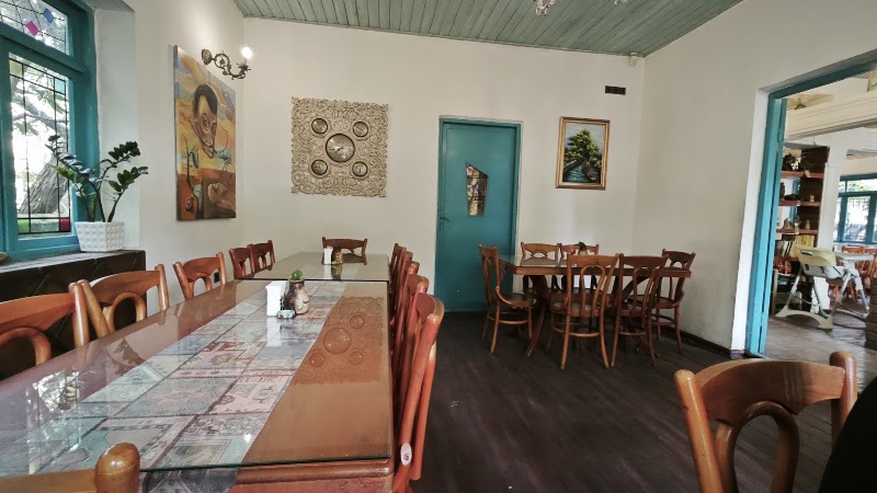 Yarmashalla Restaurant - Yarmashalla Restaurant, Gilan Province, Bandar Anzali, Sanaei Alley, FF8G+24V, Iran
