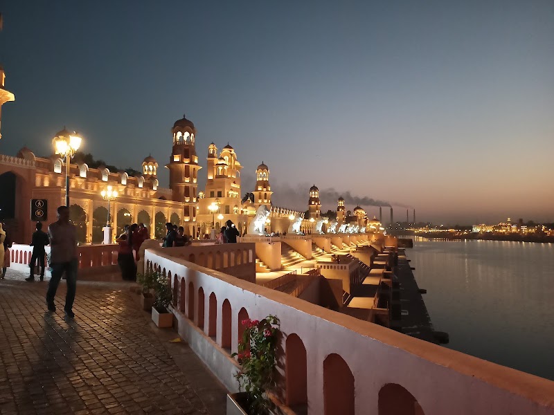 चंबल रिवर फ्रंट कोटा - चंबल रिवर फ्रंट कोटा 5RRR+482, Rampura, Kota, Rajasthan 324006, India