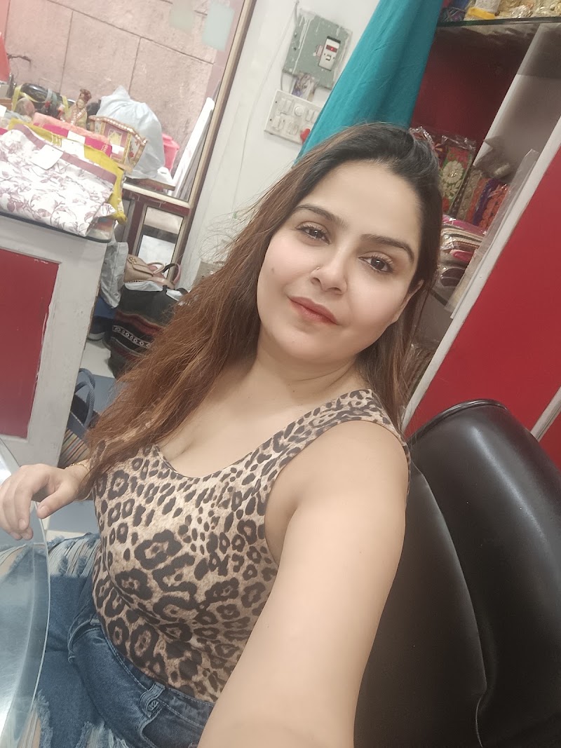 Chunree Studio - Chunree Studio GF-31, Vyapar Kendra Rd, Block C, Sushant Lok Phase I, Sector 43, Gurugram, Haryana 122009, India