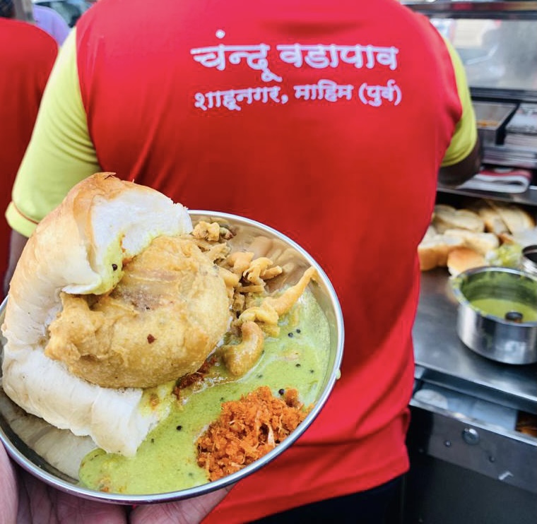 Chandu Vada Paav - Chandu Vada Paav, Shahu Nagar, Mahim East, Dharavi, Mumbai, Maharashtra 400017, India