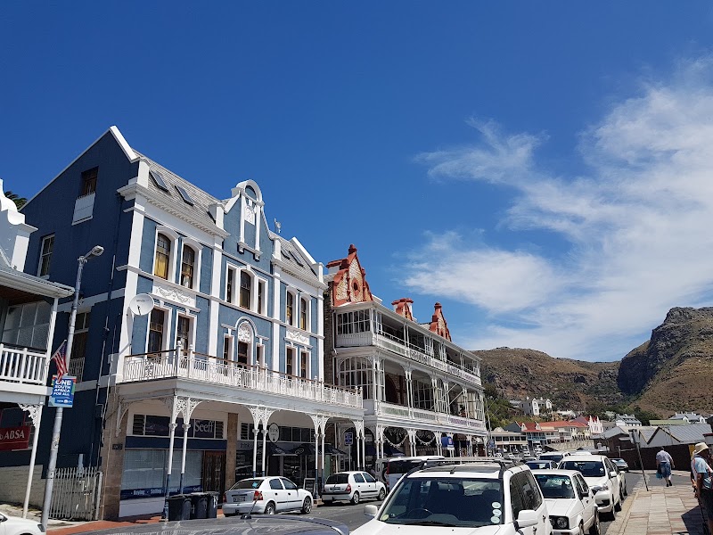 SIMON'S TOWN BOTTLE STORE - SIMON'S TOWN BOTTLE STORE, 98 St George's St, Simon's Town, Cape Town, 7995, South Africa