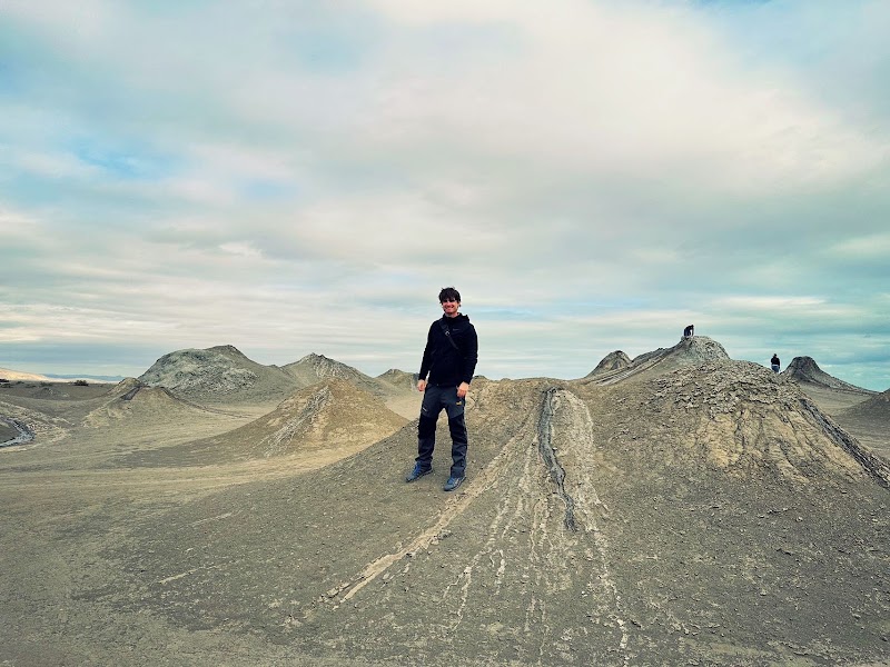 Gobustan & Mud Volcanoes tour - Gobustan & Mud Volcanoes tour AHmad Rajably 209a, 3/31 MZ PLAZA, Bakı, Azerbaijan
