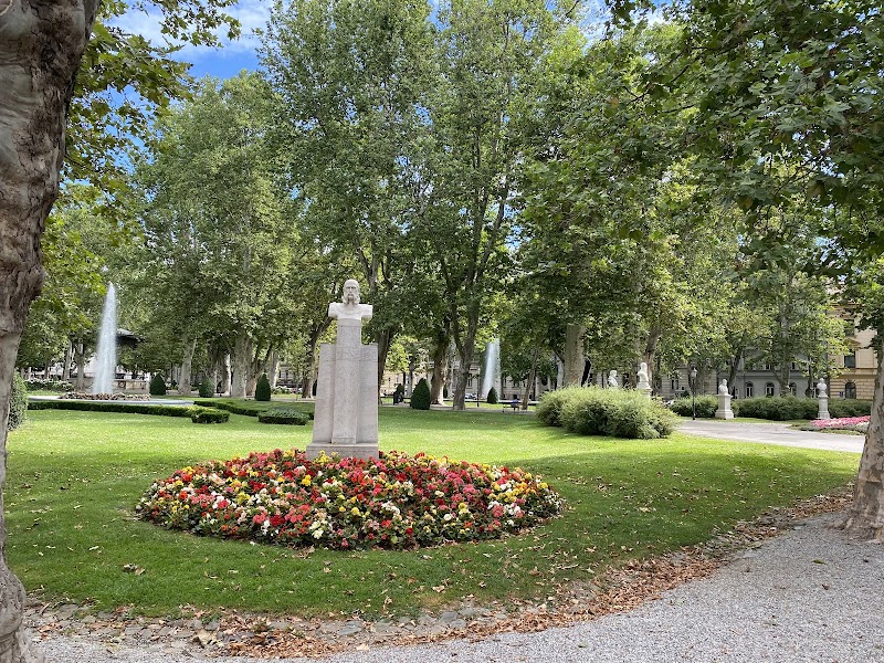 Zrinjevac Park - Zrinjevac Park Zrinjevac 7, 10000, Zagreb, Croatia
