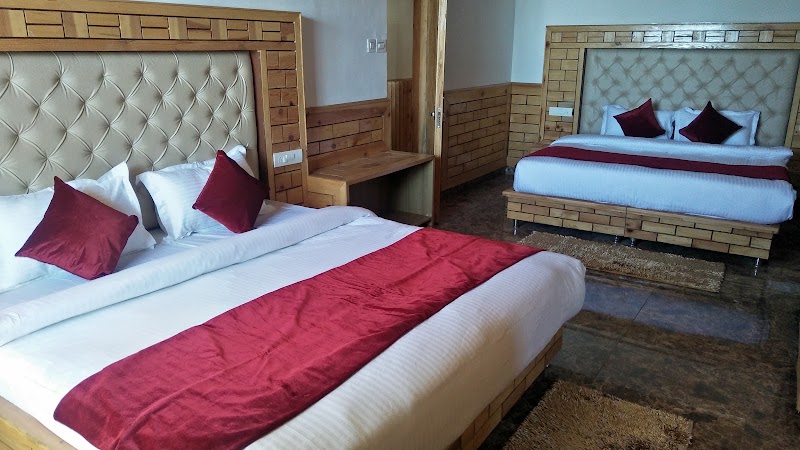 Hotel Mount Edge - Hotel Mount Edge, Naddi, McLeod Ganj, Dharamshala, Himachal Pradesh 176216, India
